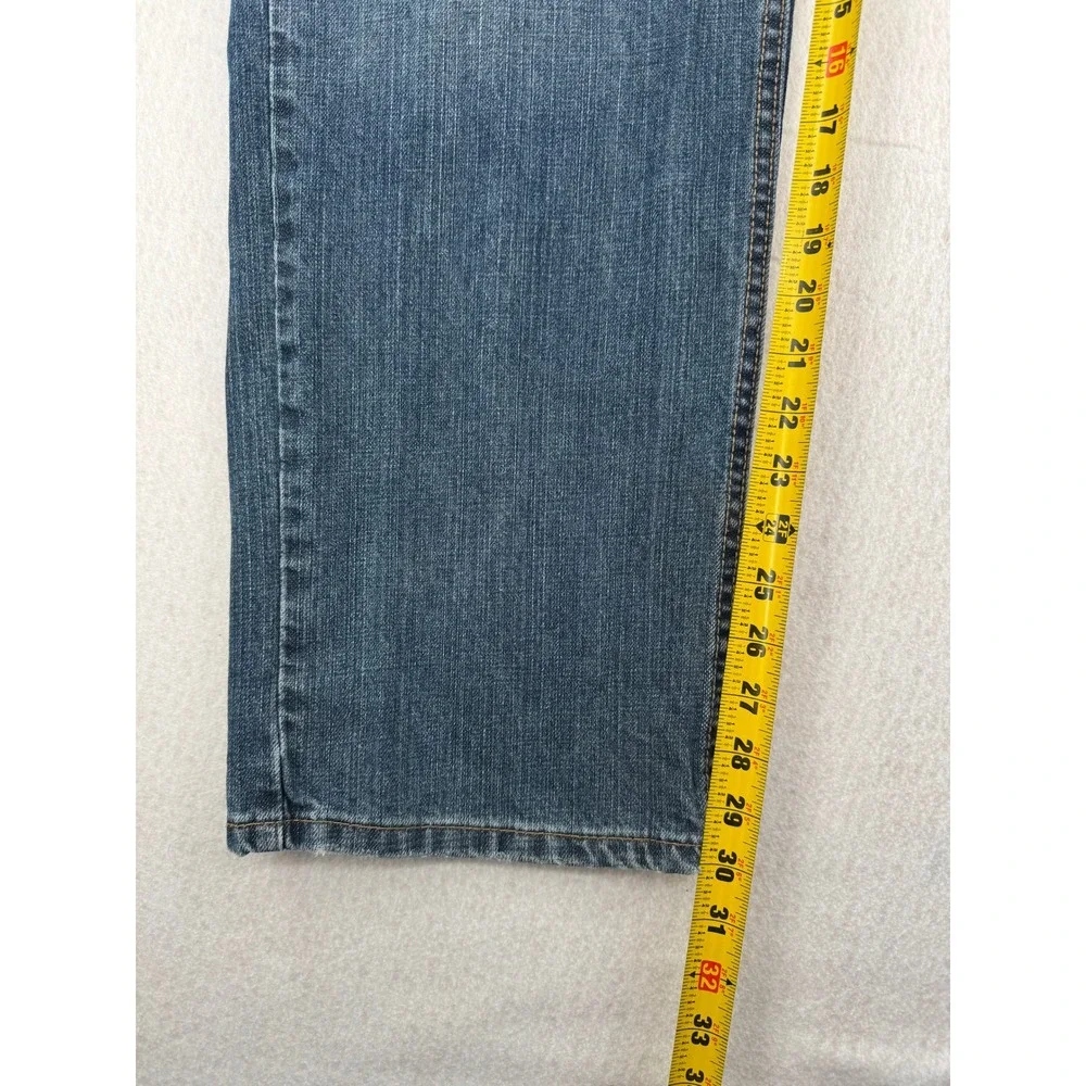 Levis 📏 measurements